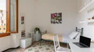 Room for rent, Florence, Toscana, &lt;span class=&quot;blurred street&quot; onclick=&quot;ProcessAdRequest(8104083)&quot;&gt;&lt;span class=&quot;hint&quot;&gt;See streetname&lt;/span&gt;[xxxxxxxxxxxxx]&lt;/span&gt;