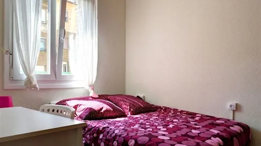 Rooms in Zaragoza - photo 1