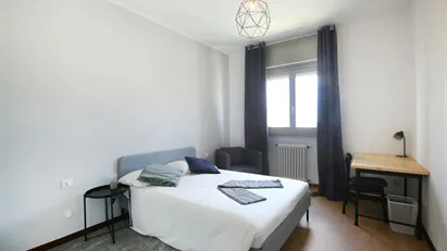 Room for rent in Milano Zona 7 - Baggio, De Angeli, San Siro, Milan