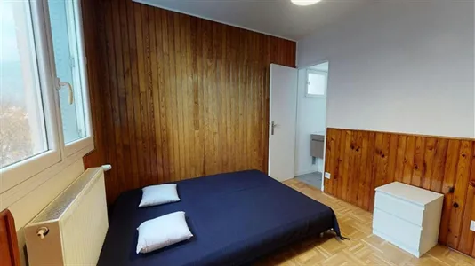 Rooms in Grenoble - photo 2