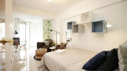 Room for rent in Barcelona Sant Martí, Barcelona