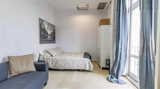 Rooms in Valencia Ciutat Vella - photo 3