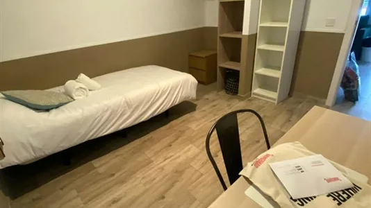 Rooms in Getafe - photo 1