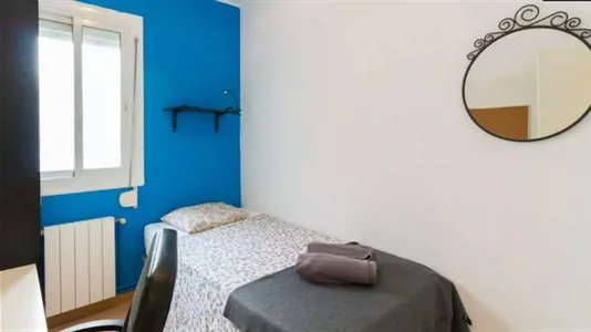 Rooms in L'Hospitalet de Llobregat - photo 1