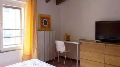 Room for rent in Milano Zona 8 - Fiera, Gallaratese, Quarto Oggiaro, Milan