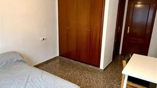 Rooms in Castellón de la Plana/Castelló de la Plana - photo 2