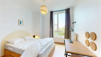 Room for rent in Pontoise, Île-de-France