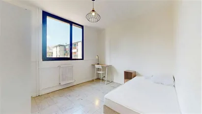 Room for rent in Grenoble, Auvergne-Rhône-Alpes