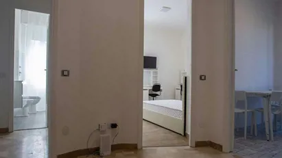 Room for rent in Milano Zona 6 - Barona, Lorenteggio, Milan