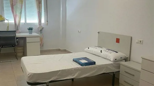 Rooms in Murcia - photo 3