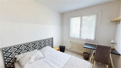 Room for rent in Grenoble, Auvergne-Rhône-Alpes