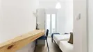 Room for rent, Lisbon (region), &lt;span class=&quot;blurred street&quot; onclick=&quot;ProcessAdRequest(10957232)&quot;&gt;&lt;span class=&quot;hint&quot;&gt;See streetname&lt;/span&gt;[xxxxxxxxxxxxx]&lt;/span&gt;