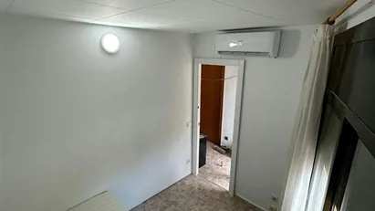 Room for rent in Cornellà de Llobregat, Cataluña