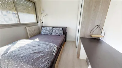 Room for rent in Dijon, Bourgogne-Franche-Comté