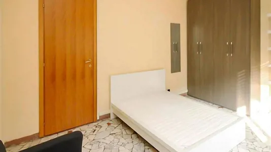 Rooms in Milano Zona 2 - Stazione Centrale, Gorla, Turro, Greco, Crescenzago - photo 1