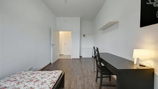 Rooms in Stuttgart Bad Cannstatt - photo 2