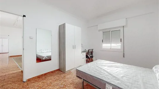 Rooms in Castellón de la Plana/Castelló de la Plana - photo 1