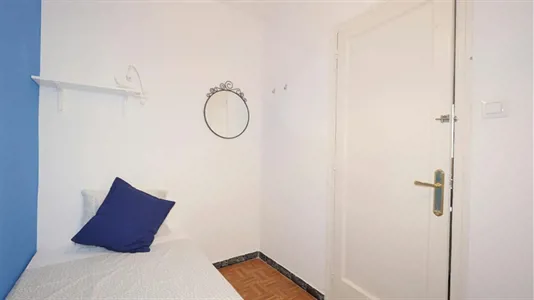 Rooms in Barcelona Les Corts - photo 3