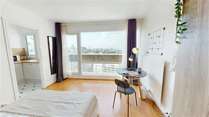 Room for rent in Paris 13ème arrondissement - Place d'Italie, Paris