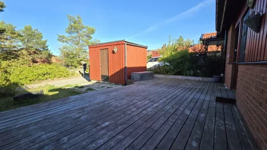 Houses in Botkyrka - photo 3