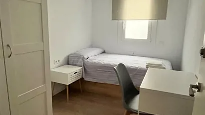 Room for rent in Cornellà de Llobregat, Cataluña