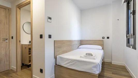 Rooms in Madrid Moncloa-Aravaca - photo 2