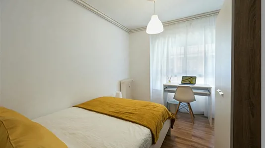 Rooms in Madrid Carabanchel - photo 2