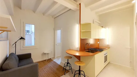 Apartments in Barcelona Ciutat Vella - photo 3