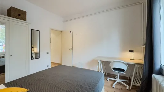 Rooms in Barcelona Les Corts - photo 2