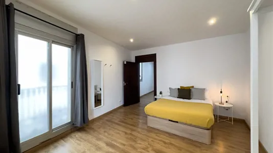 Rooms in Barcelona Ciutat Vella - photo 2