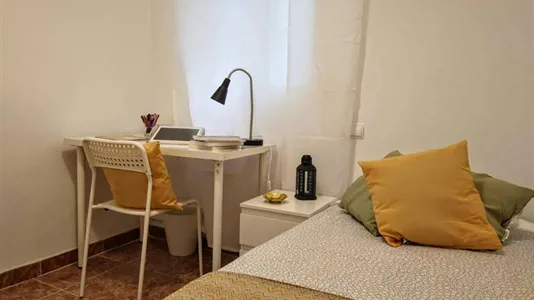 Rooms in Valencia L'Eixample - photo 3