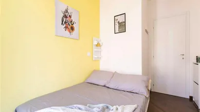 Room for rent in Milano Zona 9 - Porta Garibaldi, Niguarda, Milan