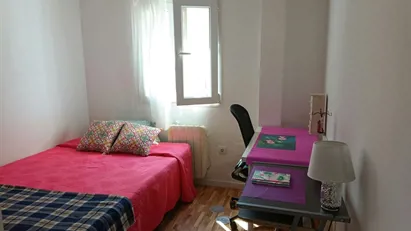 Room for rent in Madrid Chamartín, Madrid