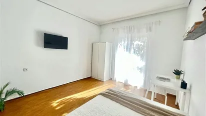 Room for rent in Santiponce, Andalucía