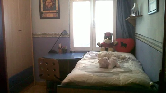 Rooms in Valladolid - photo 3