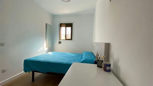 Rooms in L'Hospitalet de Llobregat - photo 1