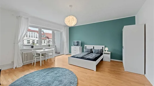 Apartments in Berlin Charlottenburg-Wilmersdorf - photo 3