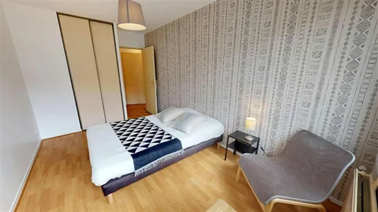 Rooms in Lyon - photo 2