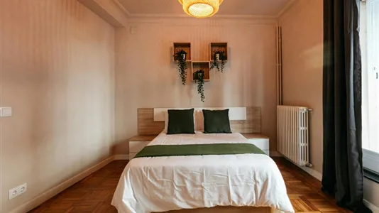 Rooms in Barcelona Sarrià-St. Gervasi - photo 2