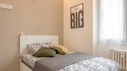 Rooms in Milano Zona 4 - Vittoria, Forlanini - photo 2