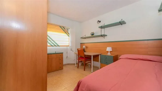 Rooms in Valencia La Zaidía - photo 2