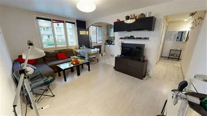 Room for rent in Grenoble, Auvergne-Rhône-Alpes