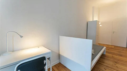 Rooms in Berlin Friedrichshain-Kreuzberg - photo 2