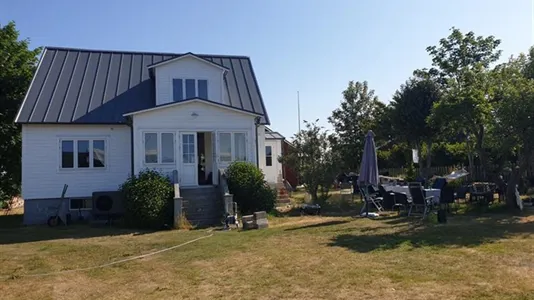 Houses in Båstad - photo 1