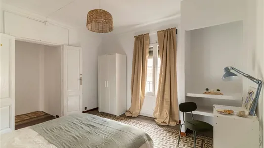 Rooms in Barcelona Ciutat Vella - photo 3