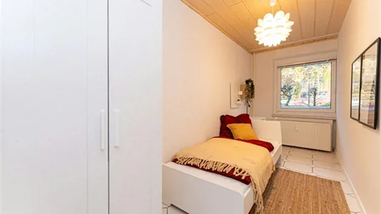 Rooms in Potsdam - photo 1