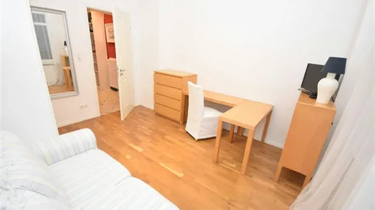 Rooms in Frankfurt Süd - photo 2