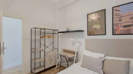 Rooms in Valencia L'Eixample - photo 2