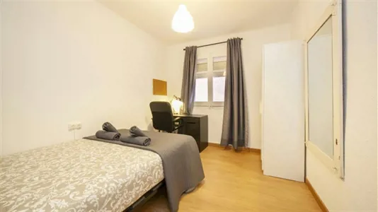 Rooms in L'Hospitalet de Llobregat - photo 1