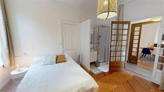 Rooms in Lyon - photo 2